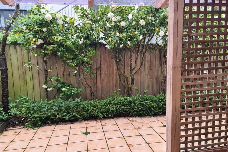 Photo of property in 28d Cranmer Square, Christchurch Central, Christchurch, 8013