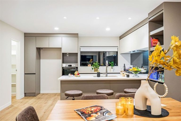 Photo of property in 18 Meritage Lane, Te Atatu South, Auckland, 0610