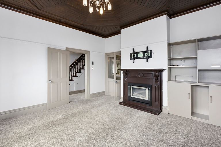 Photo of property in 153 Victoria Road, Saint Clair, Dunedin, 9012