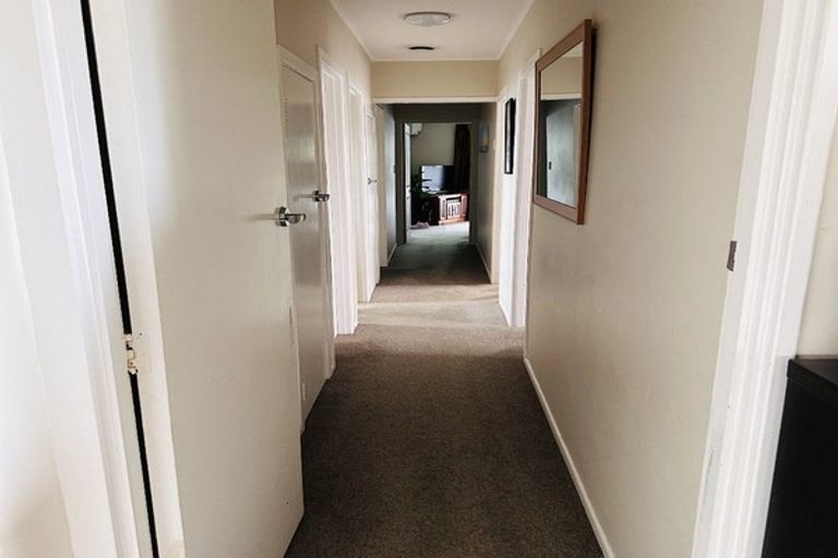 Photo of property in 54 Tiraumea Drive, Pakuranga, Auckland, 2010