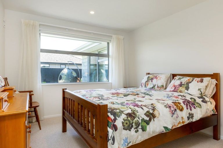 Photo of property in 22 Rose Manor Drive, Springlands, Blenheim, 7201