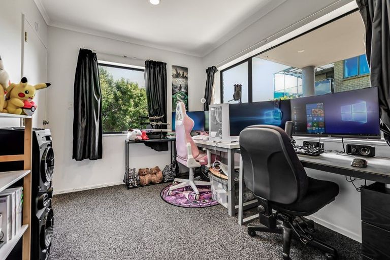 Photo of property in 43 Western Heights Drive, Western Heights, Hamilton, 3200