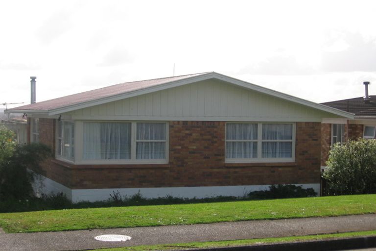 Photo of property in 9 Barberton Terrace, Red Hill, Papakura, 2110