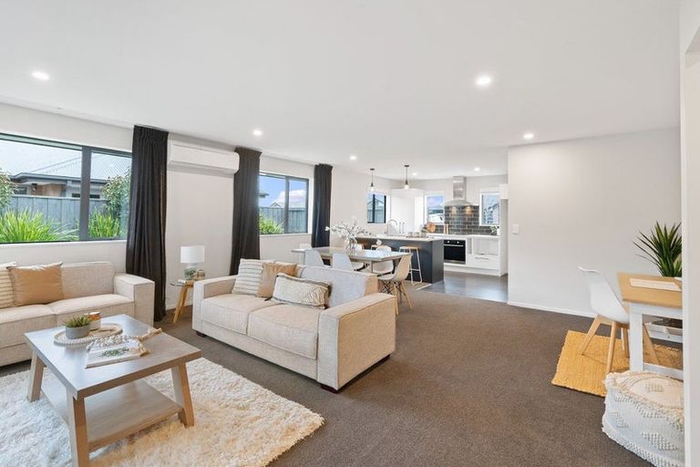 Photo of property in 32 Philippa Drive, Rolleston, 7615