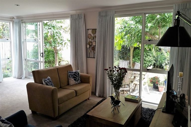 Photo of property in 54 Figaro Crescent, Takanini, 2112