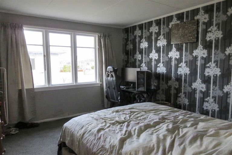 Photo of property in 92 Cargill Street, Waikiwi, Invercargill, 9810