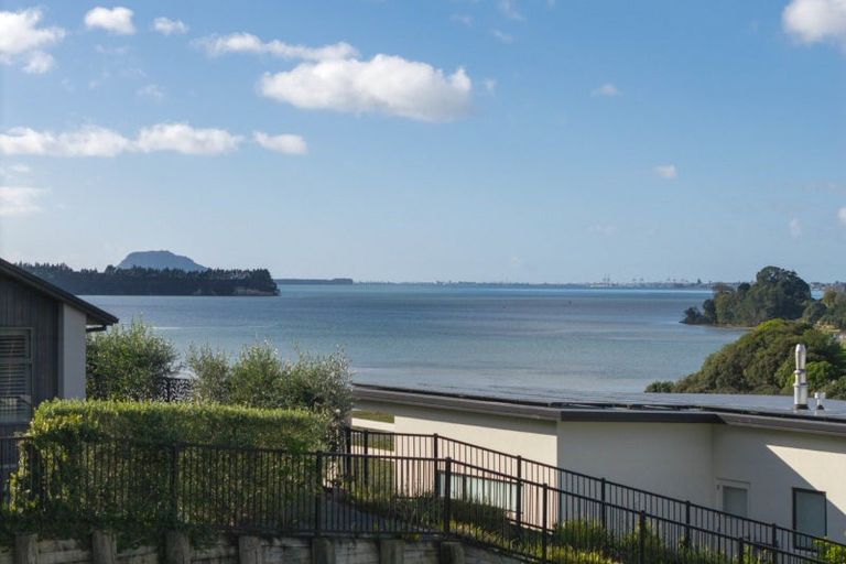 Photo of property in 47 Lakeside Terrace, Omokoroa, 3114