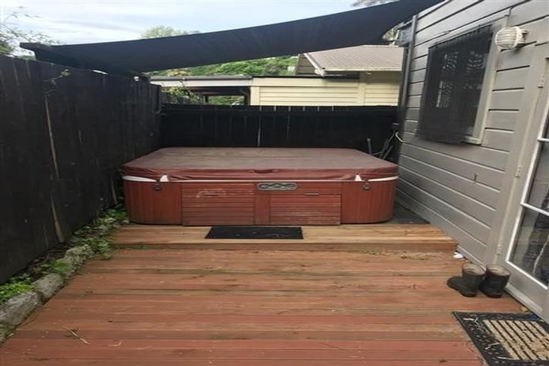 Photo of property in 3 Smale Terrace, Hospital Hill, Napier, 4110