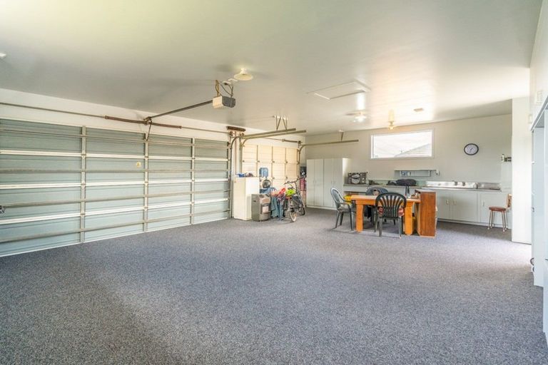 Photo of property in 40 Mcquarrie Street, Kingswell, Invercargill, 9812