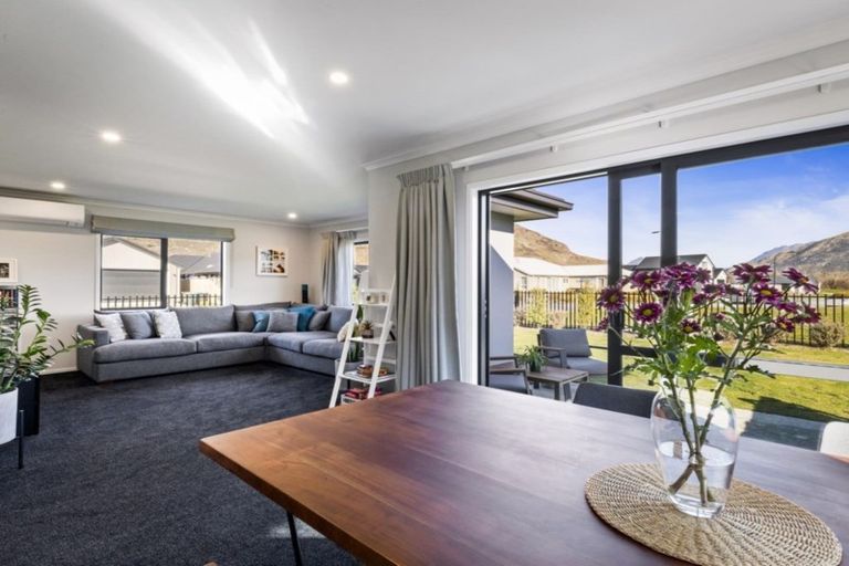 Photo of property in 27 Peterley Road, Lower Shotover, Queenstown, 9304