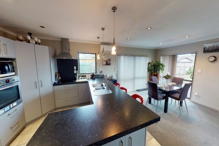 Photo of property in 3 Ahmad Close, Levin, 5510