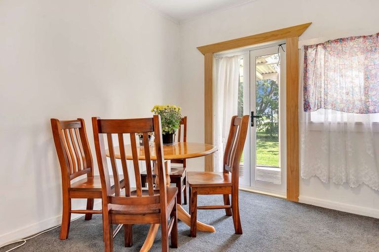 Photo of property in 11 Tawa Street, Edgecumbe, 3120