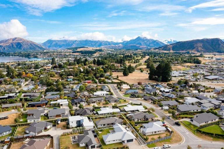 Photo of property in 36 West Meadows Drive, Wanaka, 9305