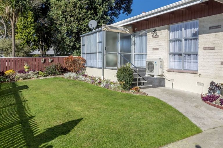 Photo of property in 23 Devon Street, Levin, 5510