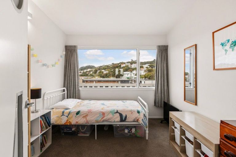 Photo of property in Qba Apartments, 4p/51 Webb Street, Mount Cook, Wellington, 6011