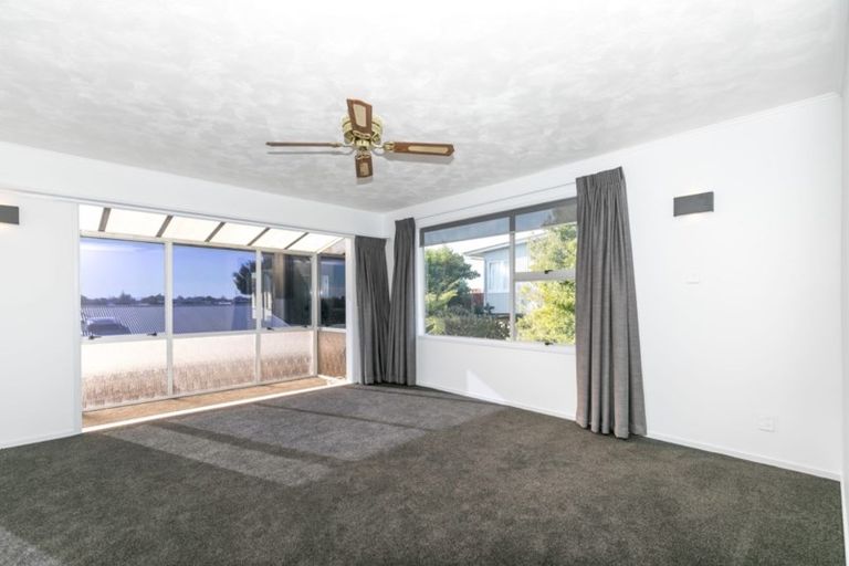 Photo of property in 12f Radnor Street, Hamilton Central, Hamilton, 3204