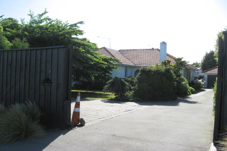 Photo of property in 1 Russley Road, Russley, Christchurch, 8042