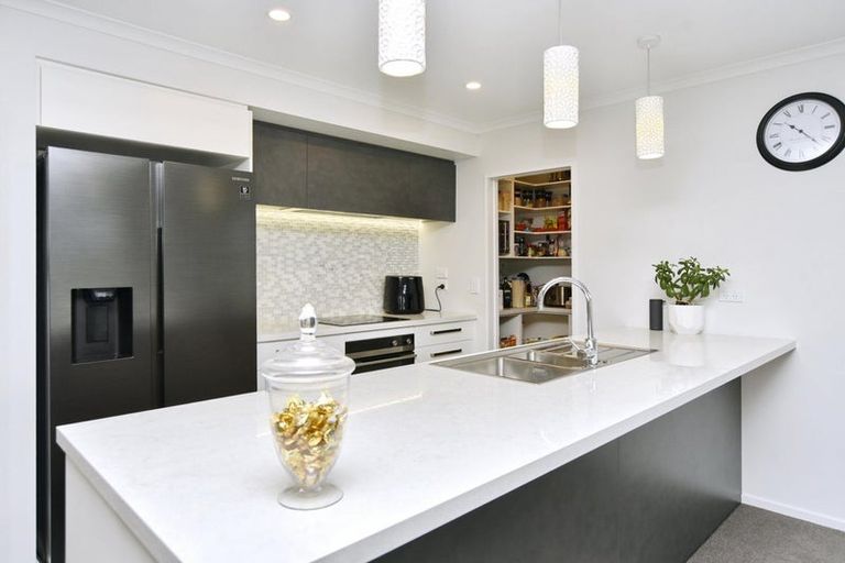 Photo of property in 30 Quinn Crescent, Woodend, 7610