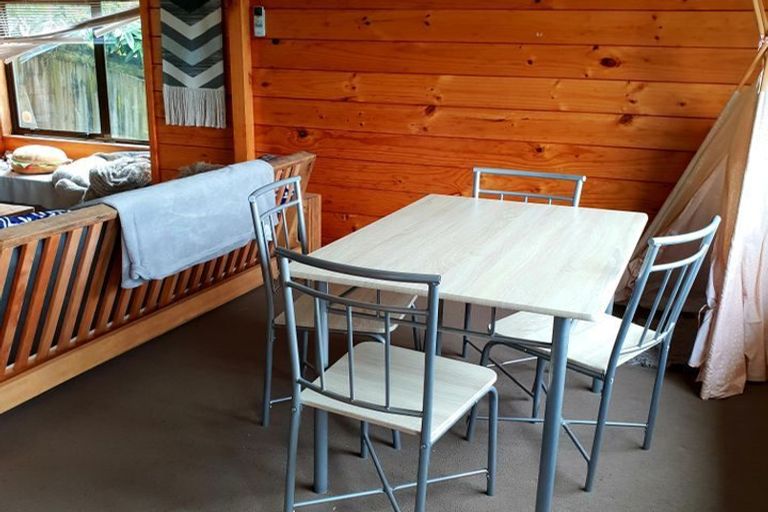 Photo of property in 1/114 Manuka Road, Bayview, Auckland, 0629