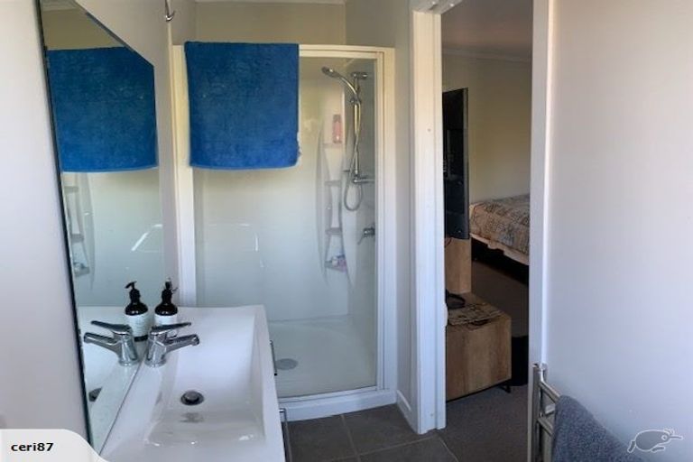 Photo of property in 83 Old Onerahi Road, Onerahi, Whangarei, 0110