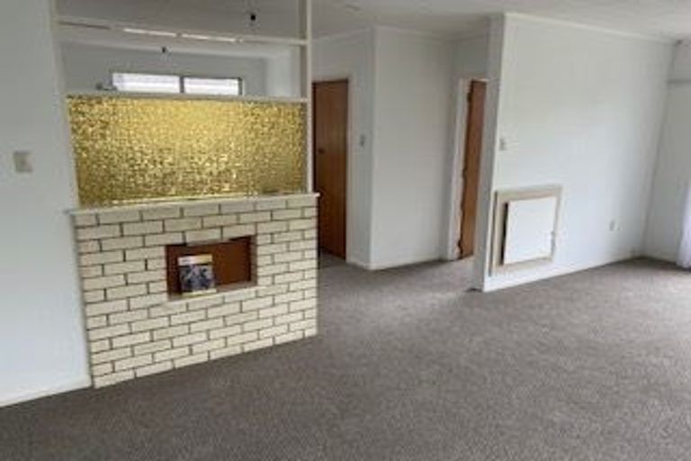 Photo of property in 3 Hori Street, Vogeltown, New Plymouth, 4310
