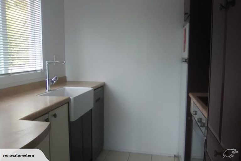 Photo of property in 262 Titirangi Road, Titirangi, Auckland, 0604