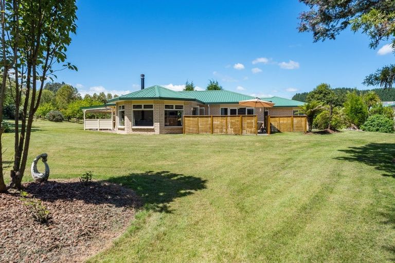 Photo of property in 35 Hurunui Lane, Kinloch, Taupo, 3377