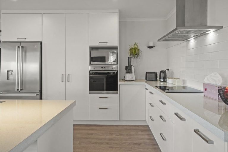 Photo of property in 6 Pataki Place, Omokoroa, 3114