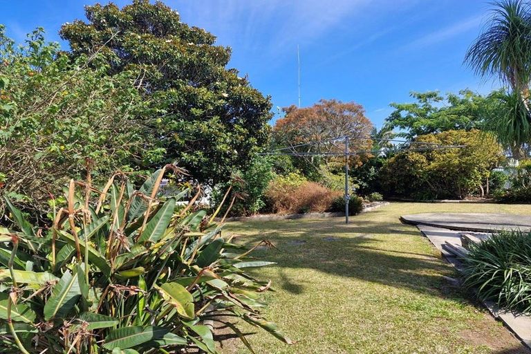 Photo of property in 12 Seaview Road, Ruakaka, 0116
