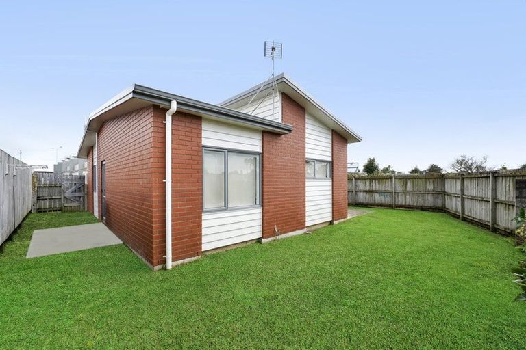 Photo of property in 1/46 Park Estate Road, Rosehill, Papakura, 2113