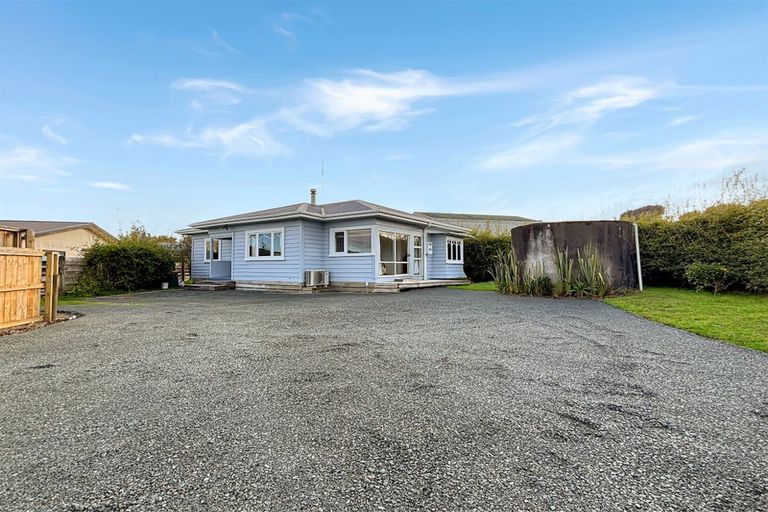Photo of property in 979 Matakana Road, Matakana, Warkworth, 0985
