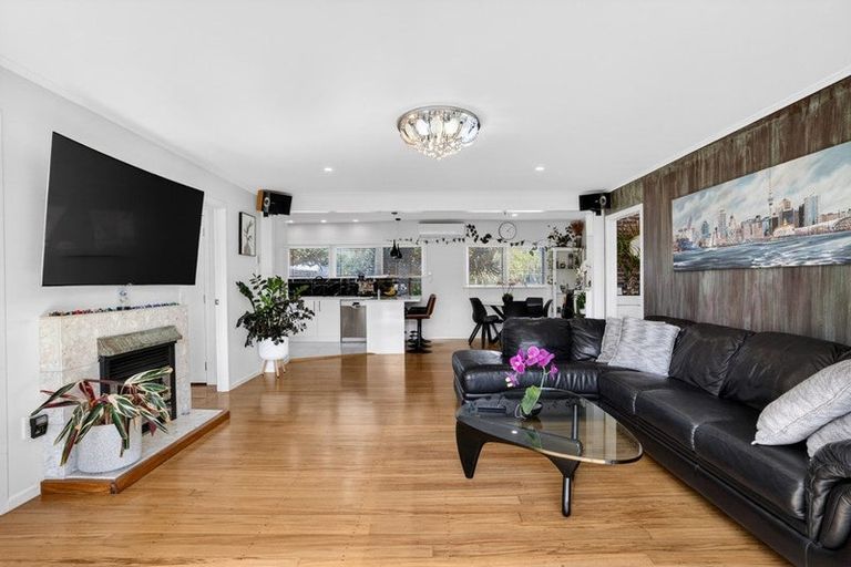 Photo of property in 1/7a Corunna Road, Milford, Auckland, 0620