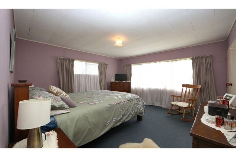 Photo of property in 10 Martin Dale, Raureka, Hastings, 4120