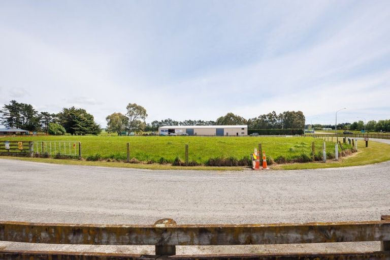 Photo of property in 8 Green Road, Matakana, Warkworth, 0985