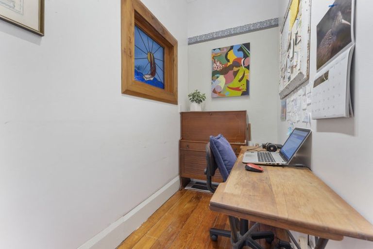 Photo of property in 36 Muhunoa Road West, Ohau, Levin, 5570