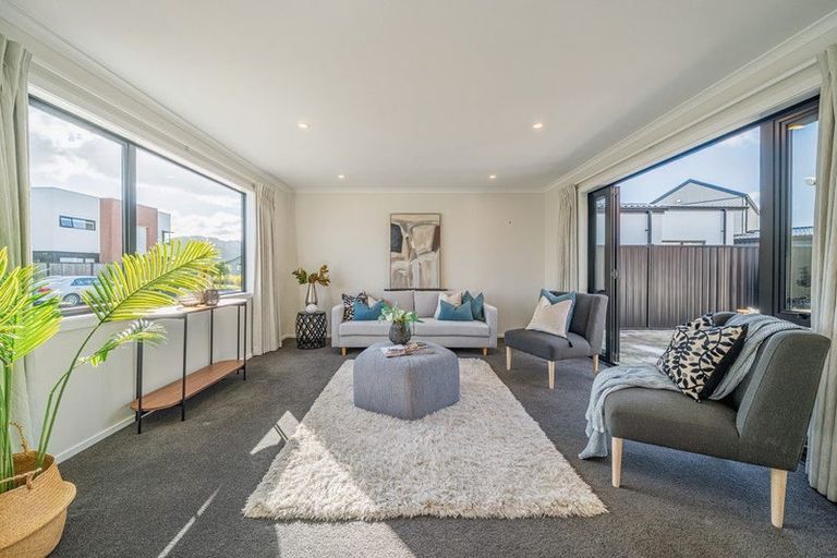 Photo of property in 18 Aston Crescent, Wallaceville, Upper Hutt, 5018