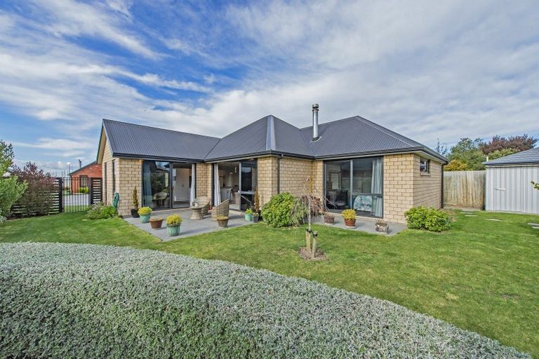 Photo of property in 24 Walter Place, Kirwee, Darfield, 7571