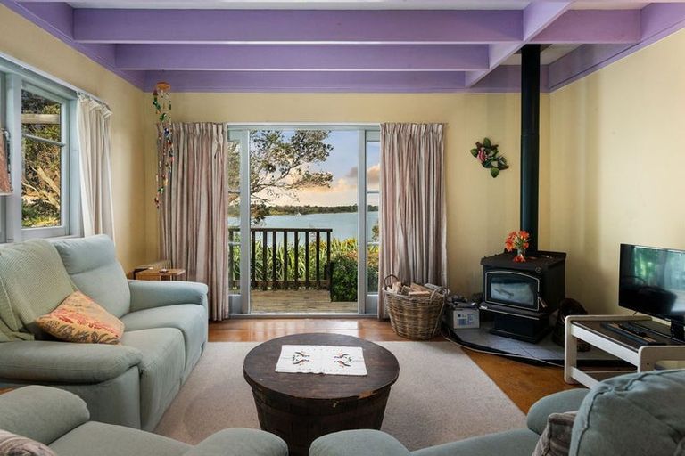 Photo of property in 26 Pohutukawa Drive, Athenree, Waihi Beach, 3177