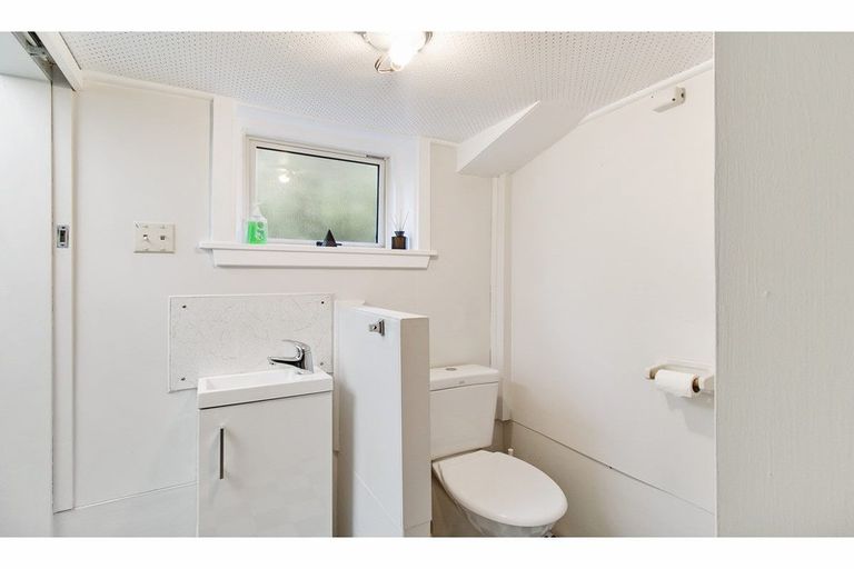 Photo of property in 7 Ashbury Avenue, Waimataitai, Timaru, 7910