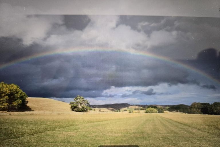 Photo of property in 11 Ahiaruhe Road, Ahiaruhe, Carterton, 5792