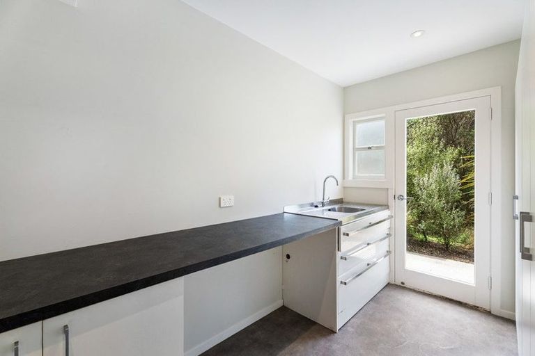 Photo of property in 21 Chester Avenue, Greenhithe, Auckland, 0632