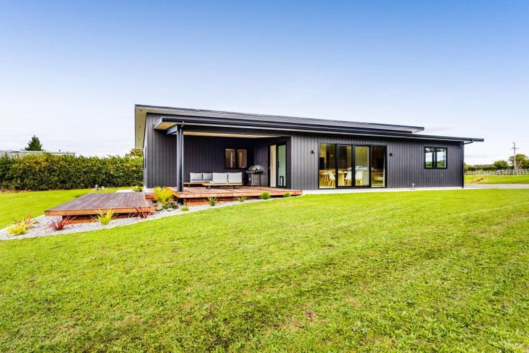 Photo of property in 66 Flint Road West, Stratford, 4332