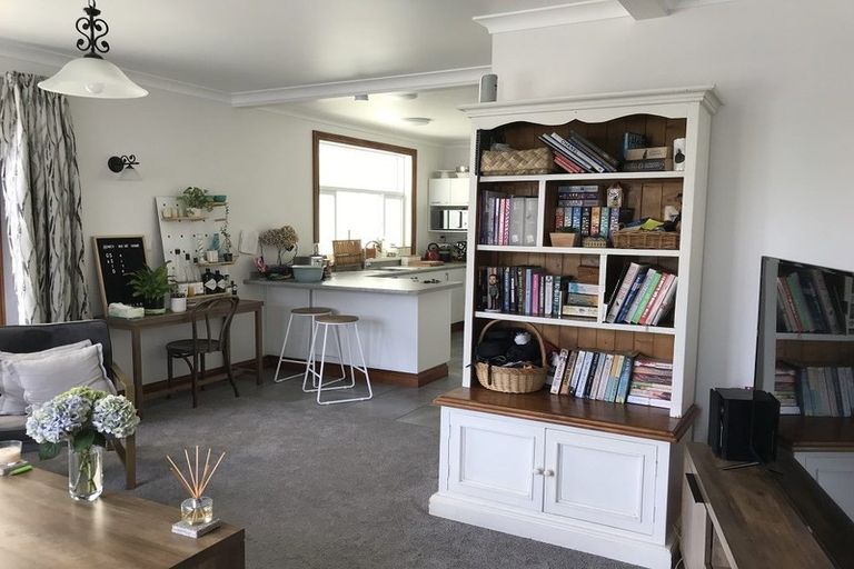 Photo of property in 23 Ellice Street, Mount Victoria, Wellington, 6011