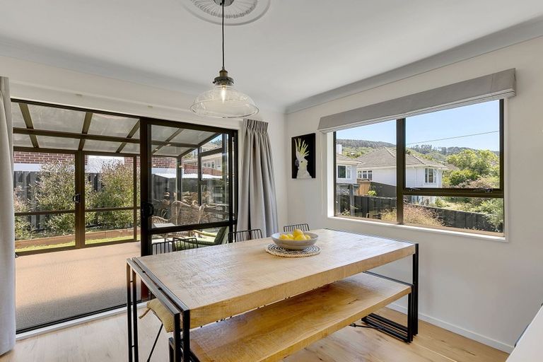 Photo of property in 16 Larsen Crescent, Tawa, Wellington, 5028