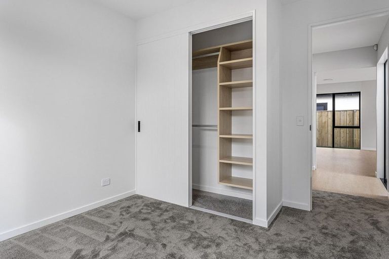 Photo of property in 6 Peak Lane, Halswell, Christchurch, 8025