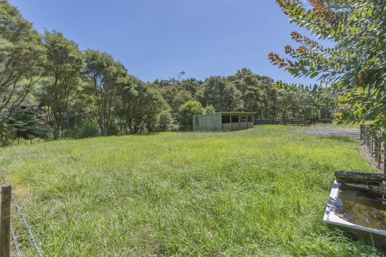 Photo of property in 300 Hunua Road, Hunua, Papakura, 2583