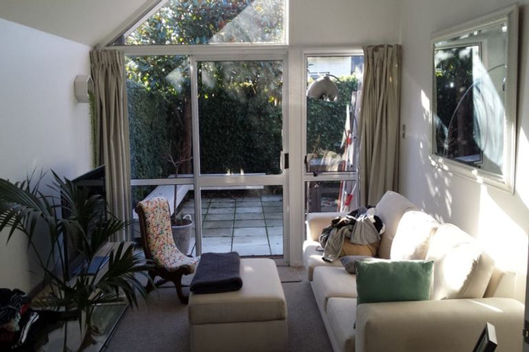 Photo of property in 8 Rehua Lane, St Albans, Christchurch, 8014