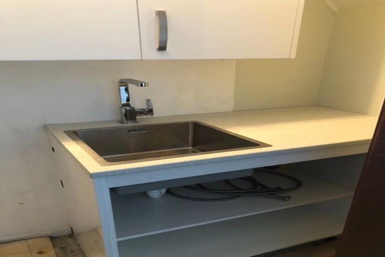 Photo of property in 4/31 Mana Avenue, Titahi Bay, Porirua, 5022