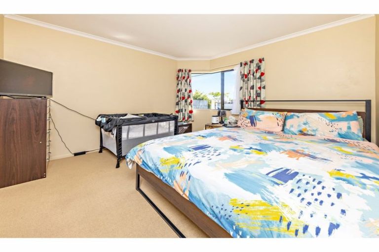 Photo of property in 15 Killeen Place, Flat Bush, Auckland, 2019