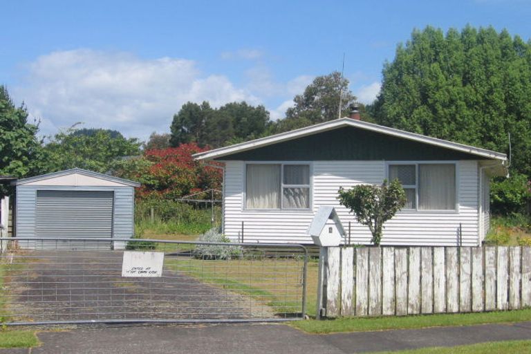 Photo of property in 4 Tarata Place, Manunui, Taumarunui, 3924